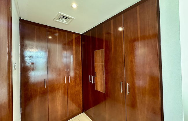 Lux BnB I Una Tower I Lakes View - Photo 6