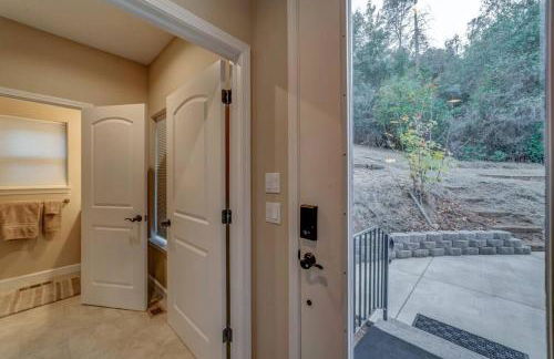 Butterfly View Retreat - 45 Min to Yosemite - Foto 23