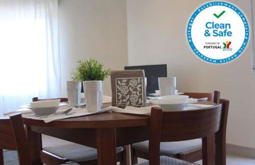 Oeiras Historic Bedrooms - Photo 26