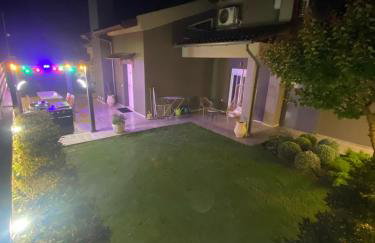 Villa ELi - Luxury Nature Getaway - Strategically located for Beach Exploration - Onsite Power for Electric Vehicle - Foto 61