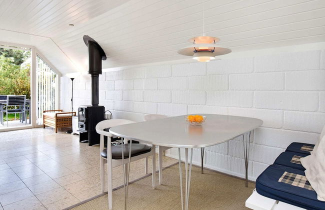 Quaint Holiday Home in Sjaellands Odde near Sea - Photo 5