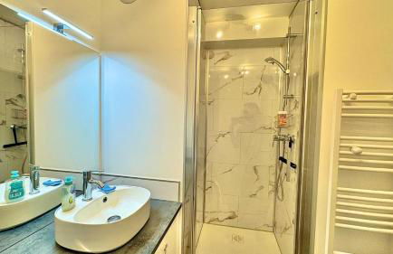 Cathédrale en Scène - design & lumineux - Gare - Foto 26