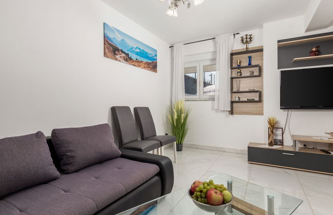 Villa Mira - Photo 9