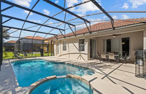 Family Nest 4-Bedroom Home Near Disney World - Photo 9