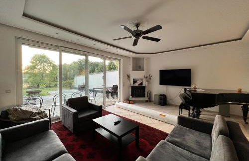 Große Terrassenwohnung mit Seeblick - Foto 3