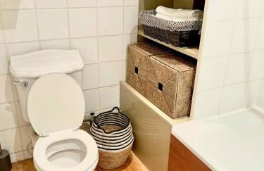 Cozy Waterloo Flat Sleeps 4 - 10 Mins to London Eye - Foto 6