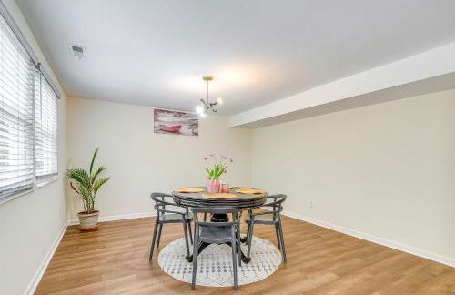 3 Mi to Dtwn Cary Family Home with Deck! - Foto 7