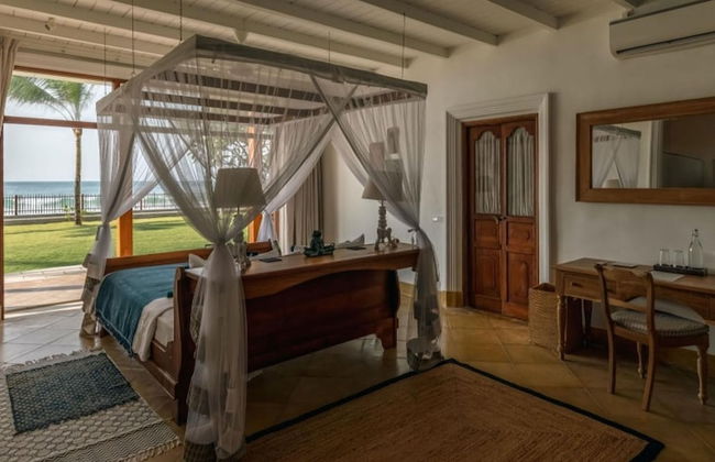 Family Beach Villa Located On An Incredible Beach - Photo 25