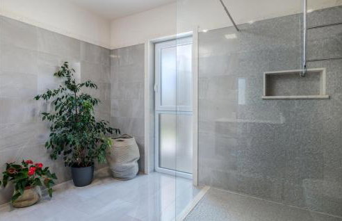 4 Bedroom Gorgeous Home In Krk - Foto 36