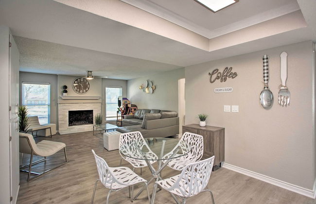 11 Mi to Holiday at Arboretum! Home with Hot Tub - Foto 25