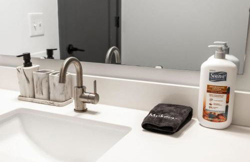 Modern Luxury Near Broad Ripple - Foto 14