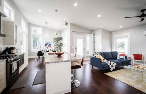 Luxury w/SoakTub* King with 3BR - Foto 12