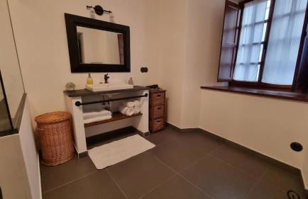 Precioso apartamento con patio centro de Castropol - Foto 23