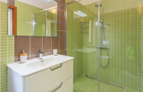 Holiday home in Šušnjevica with swimming pool - Photo 15