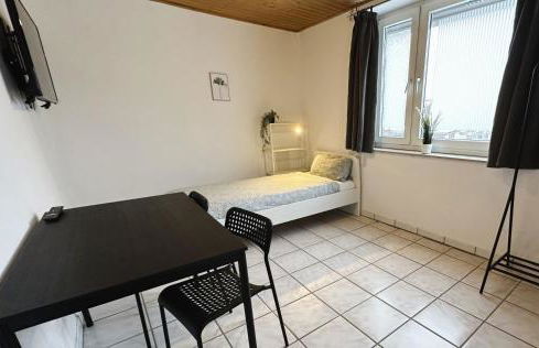 Großzügige Handwerkerwohnung - Viel Platz und voll ausgestattet - Foto 14