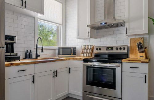 Newly Reno'd Historic Mansion 1 Mile to UF & DT - Photo 27