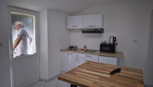 petit T2 de la fosse à l'âne - Photo 4