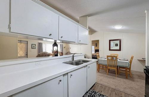 Forest Hideaway • Screened Porch • Grill - Foto 21