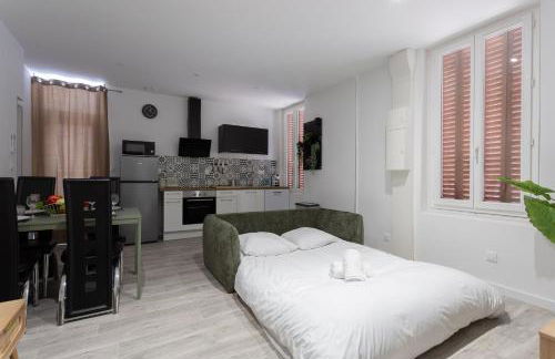 Curie 1er - Appart cosy & calme à 5 min de la gare - Foto 15