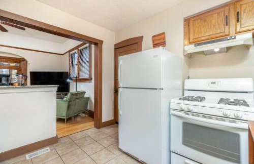 Craftsman Cabin - Historic Dtwn Avenues Apartment - Foto 14