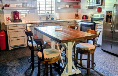 Cozy Barn with Pool Access & Near Lake Conroe - Foto 9