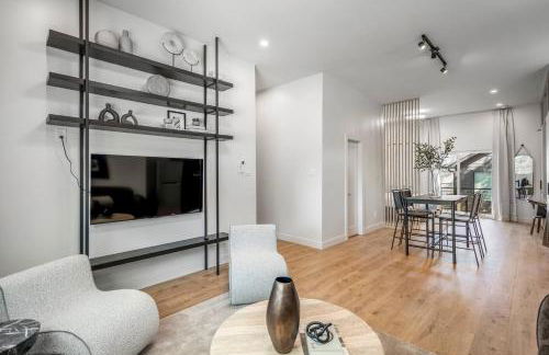 Nature-Inspired Living n Houston’s Trendy East End - Foto 17