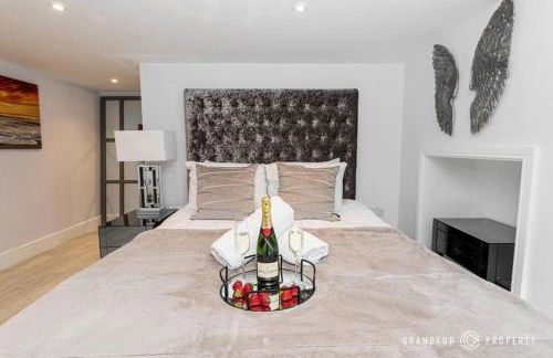 Mousehole by Grandeur Property - Photo 6