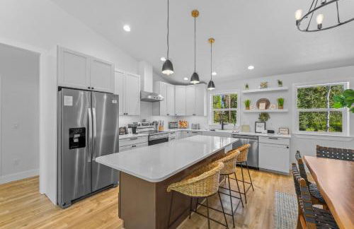 Wagon Wheel Hideaway - All season new build home near Tamarack Resort & Lake Cascade - Photo 59