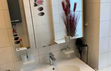 Best-Preis FEWO Rathausblick 2 - Zentrale Lage in Wittenberge - 2 Personen - Einzelzimmer - Vollausstattung - WLAN / Prime & Self-Check-In - Foto 19