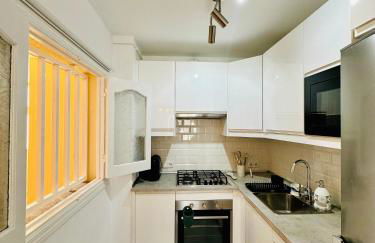 Bonito apartamento con piscina a 50 metros de la playa! - Photo 13