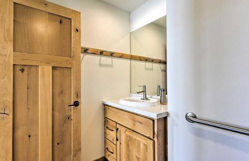 Happys Haven Cabin with Gas Grill and Fire Pit! - Foto 34