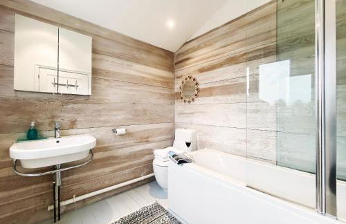 Spinney's Boathouse by The Suffolk Cottage Collection - Foto 9