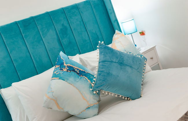 80 by Elite - Photo 7