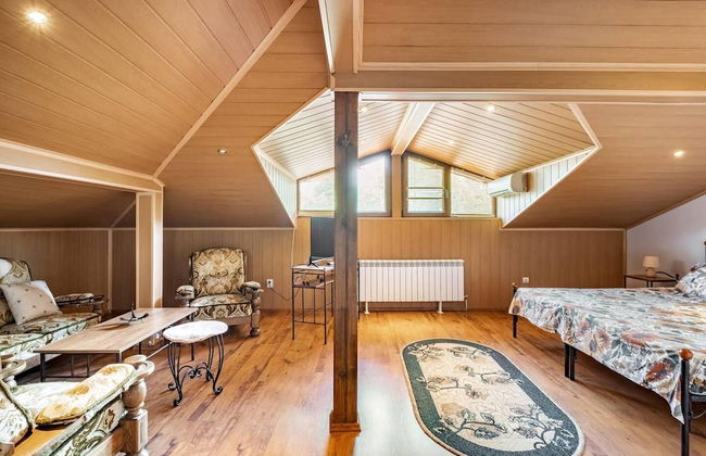 Lovely 5-bed Authentic House in the Arbanasi - Foto 3