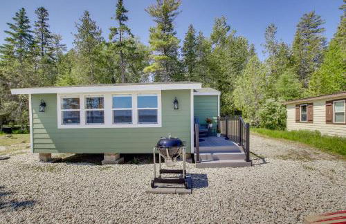 Baileys Harbor Waterfront Vacation Rental with Grill - Foto 24