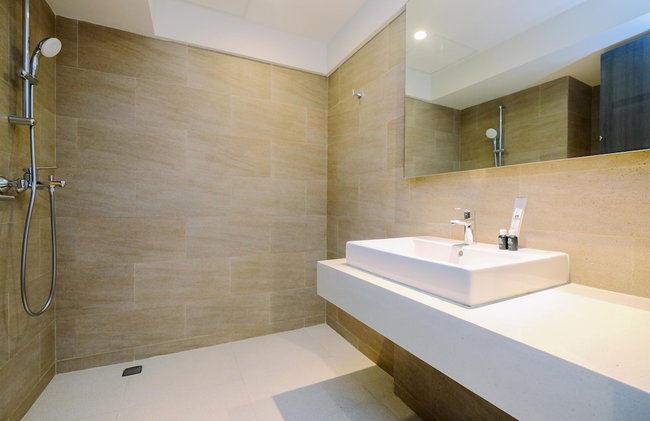 Cozy Stay Studio Apartment For 4 Fax Carstensz Residence - Foto 10
