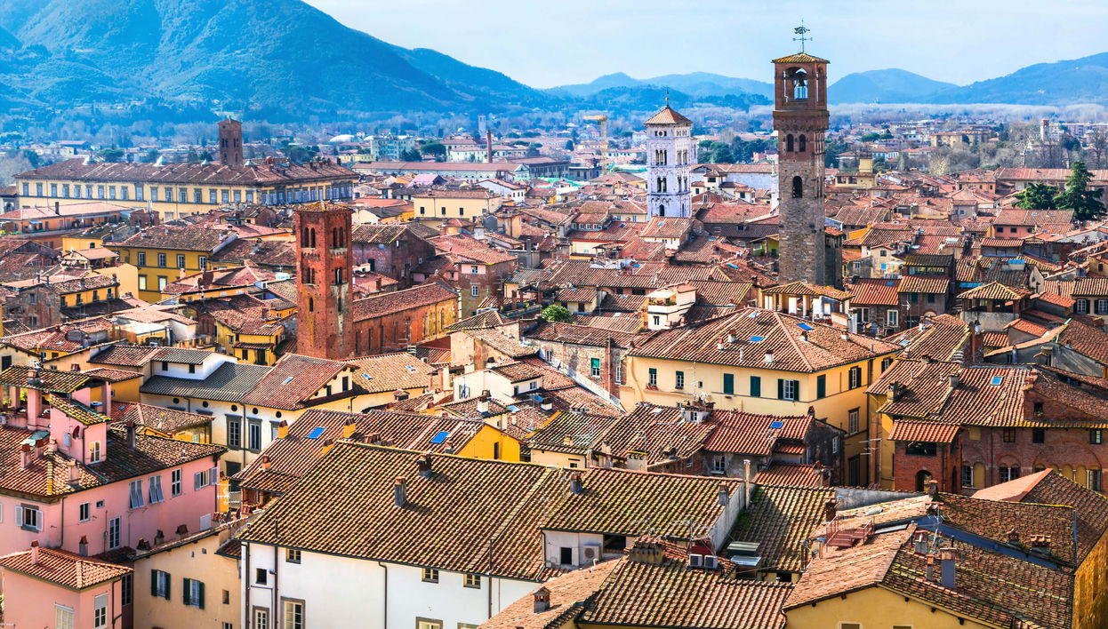 Escursione a Lucca e Pisa