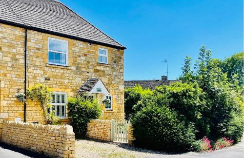 Cotswold Chic Retreats "Jacinabox" Central Chipping Campden-Parking-Garden - Photo 4