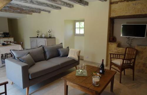 Domaine avec piscine à Milhac dans le Lot 4 étoiles 2 gîtes - Foto 32