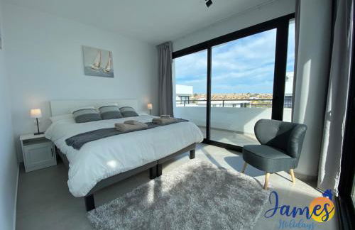 Luxurious Villa Private Pool La Marina Urb LM3 - Foto 14