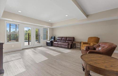 Lake Norman Home Lake Access with Heated Pool & Hot Tub - Foto 61