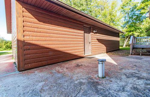 Dog Friendly Leech Lake Home w Perfect Beach Garage Boat Lift - Foto 79