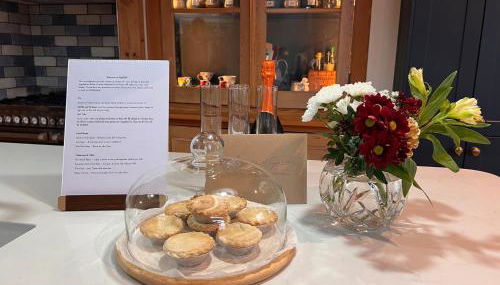 House in Appledore with Hot Tub and own parking - Foto 4