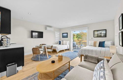 Experience the Pinnacle of Coastal Living at Harbour House - Foto 17