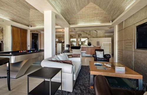 Outstanding Algarve Villa 8 Bedrooms Villa Agua Grande Deluxe Seaviews - Foto 15