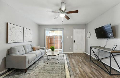 Spacious 2BR Furnished Apartment I Pool - Foto 8