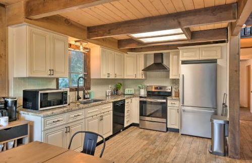 Near Trails Cabin with 2-Level Deck in Twain Harte - Photo 9