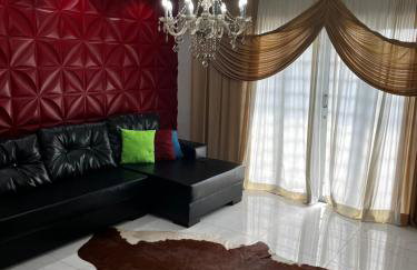 Linda Casa com Piscina e Edícula Gourmet Ouro verde - Foto 5