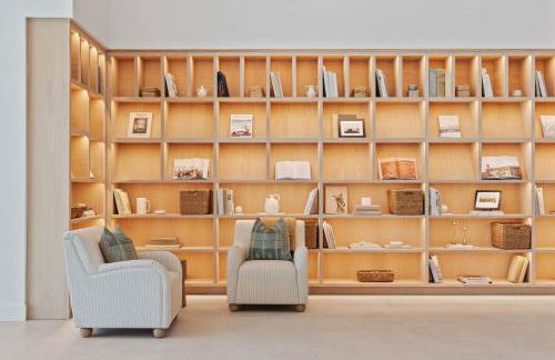 Outstanding Amenities-New Complex- Downtown Luxury - Foto 69