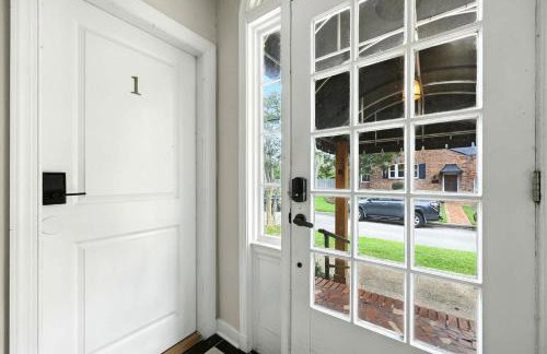 Sleek 2 BR Condo - 2 block from San Marco - Foto 21